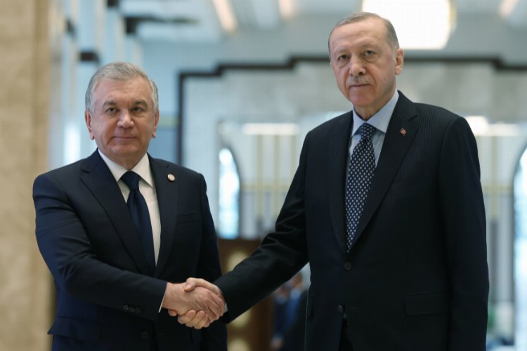 Cumhurbaşkanı Erdoğan’dan Özbekistanlı mevkidaşına tebrik