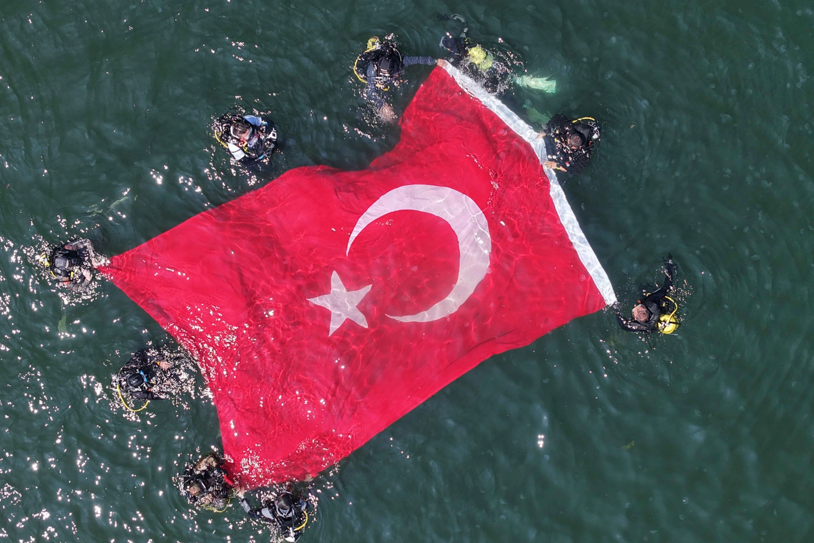 Başiskele Su Sporları Merkezi'ne anlamlı açılış