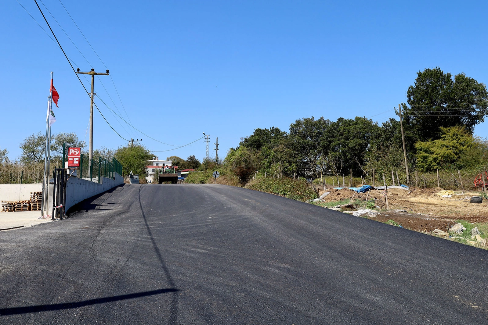 Sakarya Kaynarca’ya sıcak asfalt