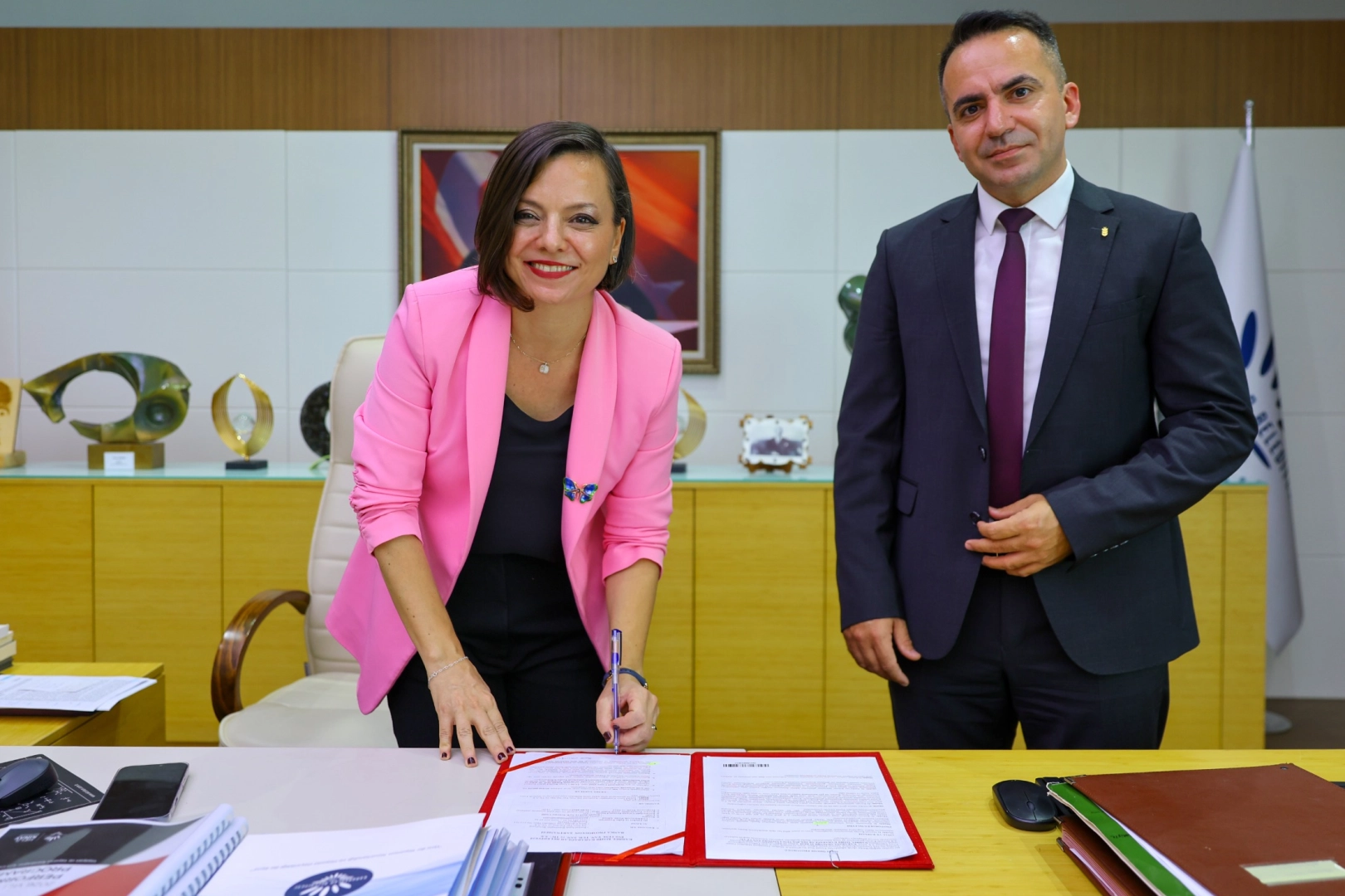 İzmir Karabağlar'da işçilere rekor promosyon desteği